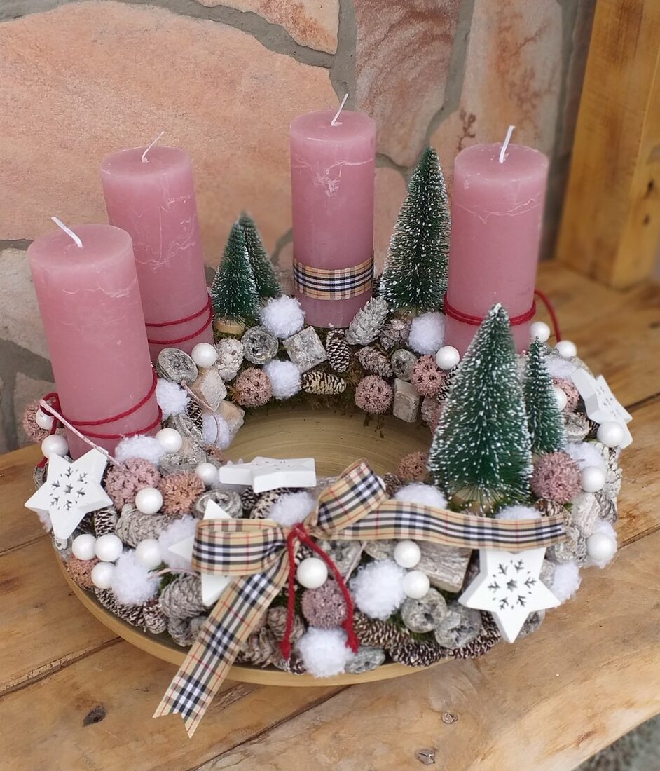 Termésekkel díszített Adventi koszorú